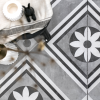 GeoCeramica 60x60x4 Concreet Flower dec