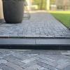 Traptrede 60x30x15 cm indus black kleurecht met facet
