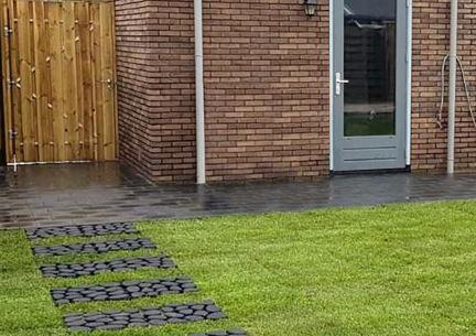 Keigrassteen 45x45x10 cm antraciet