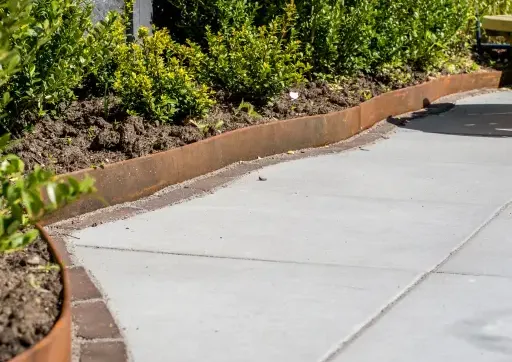 Flexline Borderrand Cortenstaal 10cm lengte 220cm incl. 3 grondpennen en verbindingsplaat