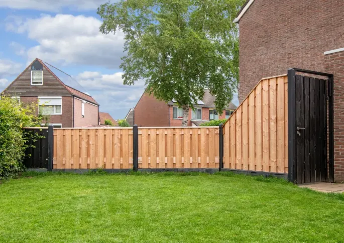 Tuindeurkozijn + aanslagligger Geïmpregneerd Grenen Zwart Gespoten