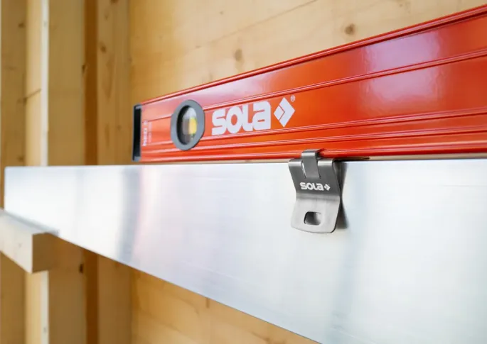 SOLA Big Red Clip t.b.v. strijklat