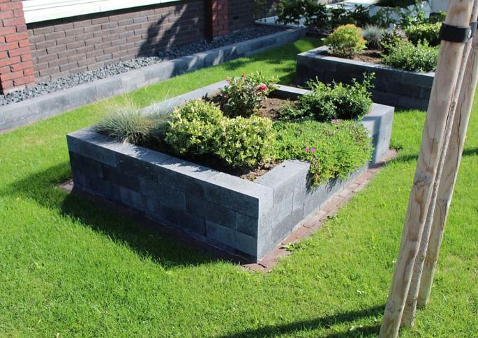 Wallblock New 12x10x30 Antraciet