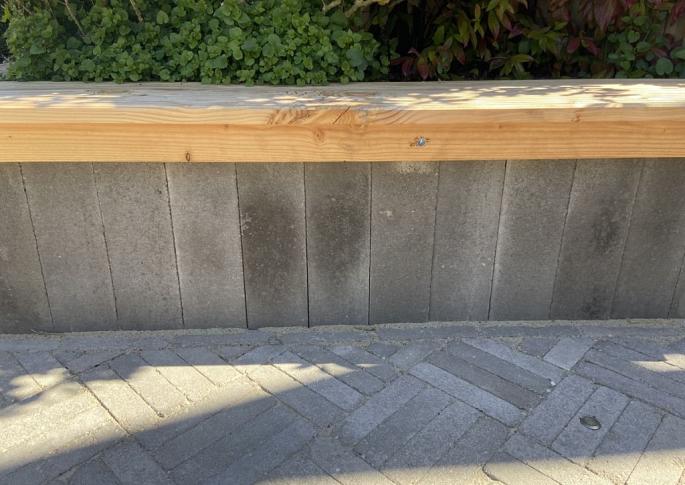 Wallblock New 15x15x60 Taupe
