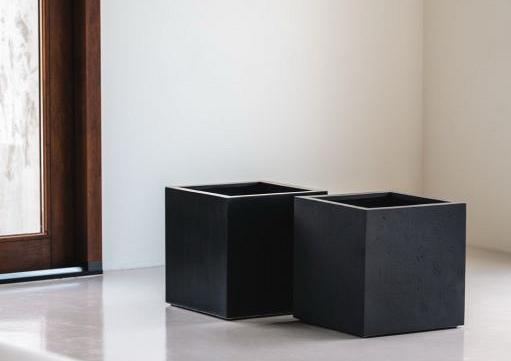 Argento Cube 30 - Black - Plantruimte 24x24