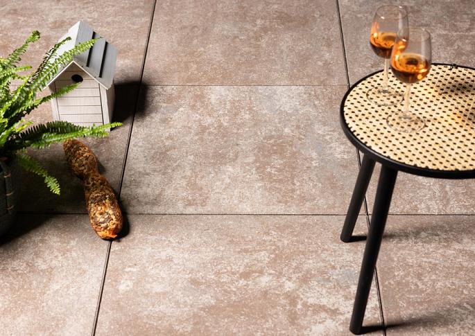 Trippel T 80x80x4 Taupe