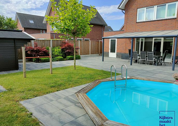 Portico Negral 60x60x4 cm