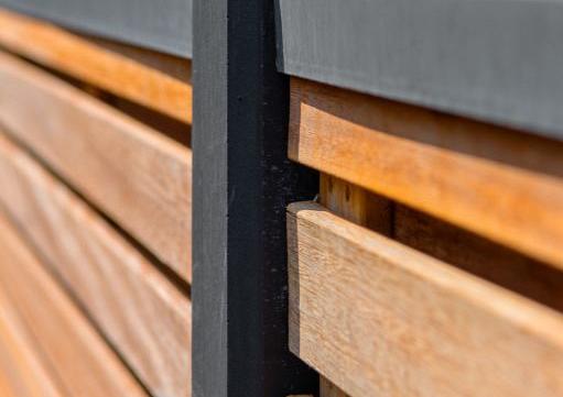 Tuinscherm Prinsenbeek, bangkirai hardhout, RVS-geschroefd, 40-planks (36+4) 180 x 180 cm