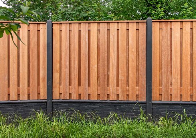Tuinscherm Dronten, keruing hardhout, RVS-geschroefd, 21-planks (19+2) 180 x 130 cm