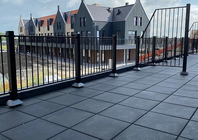 Tegel 50x50x5 cm antraciet komo